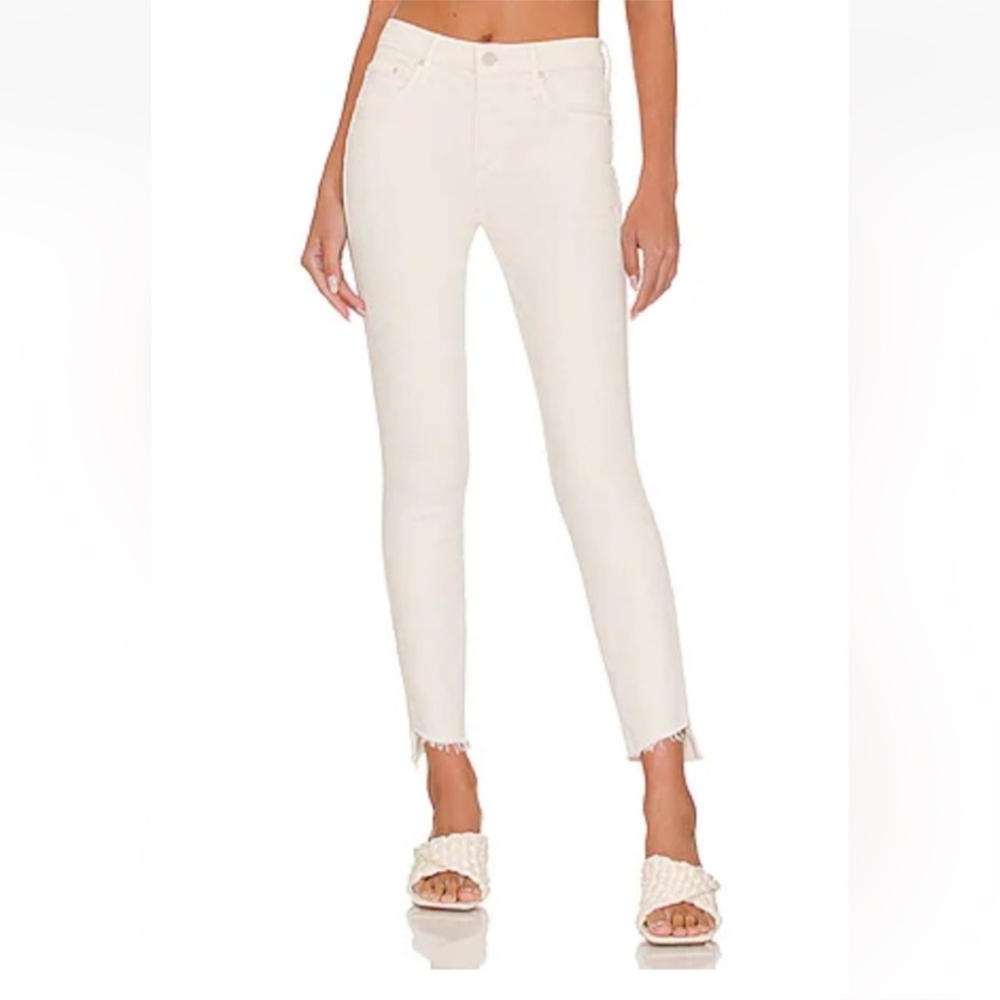 MOTHER The Looker Ankle Step Fray Jeans In Color Cream Puffs- Size 24